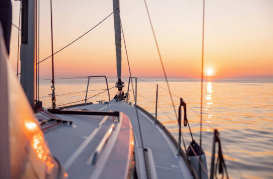 Things to Look For When Buying a Sailboat Under $10,000